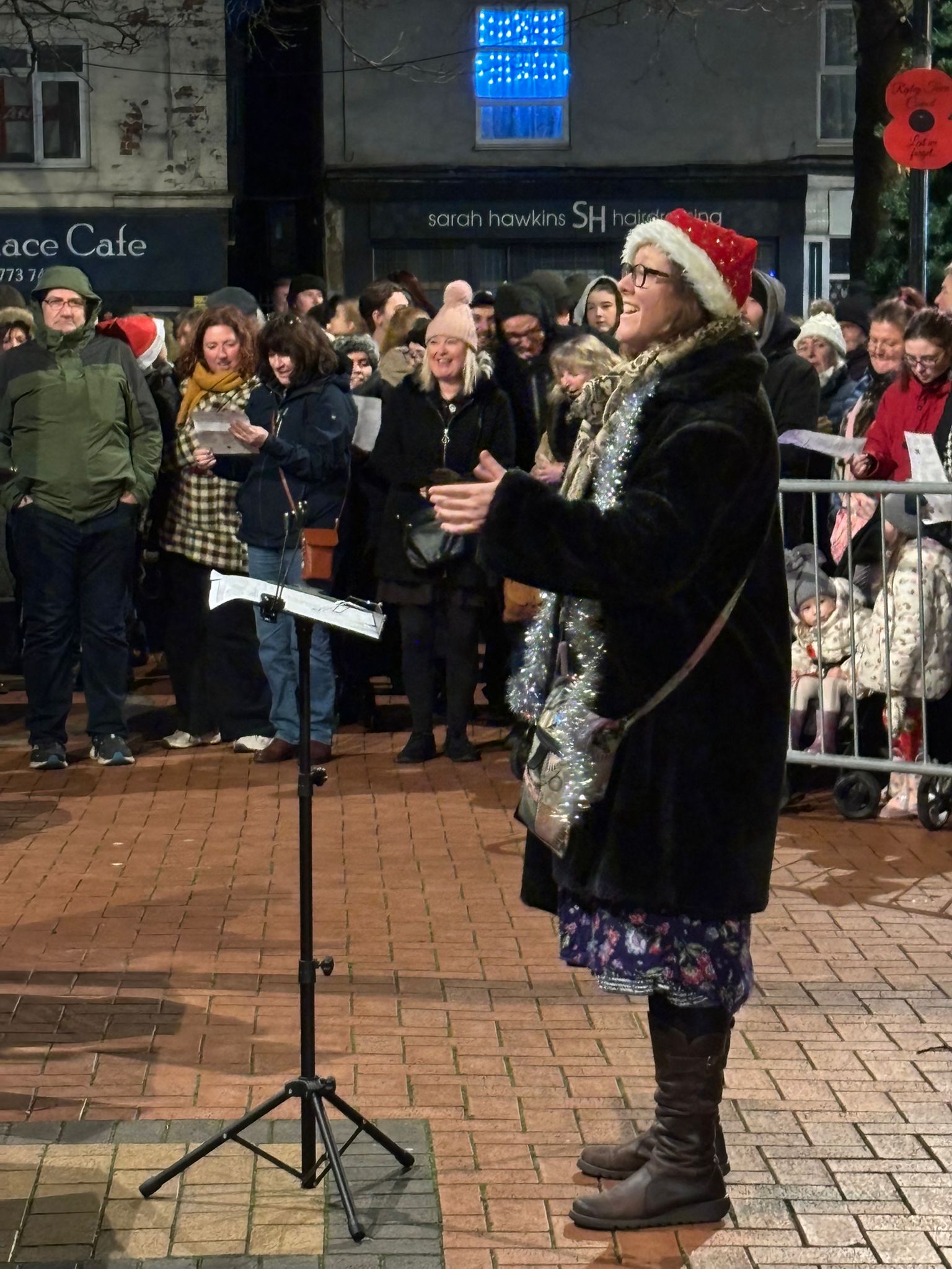 Ripley Christmas Lights Switch On